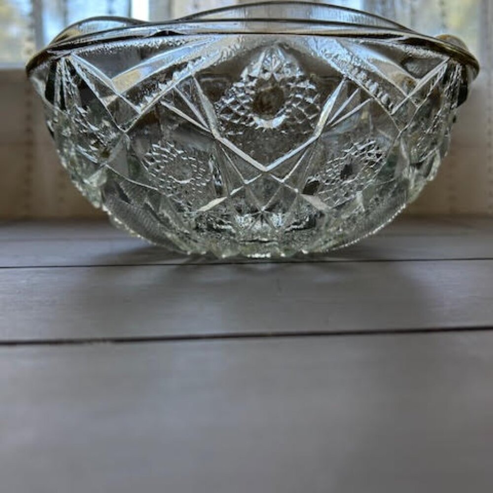 McKee Fentec Pressed Glass Bowl Vintage 8"x3.5" 24K Gold Trim USA Made